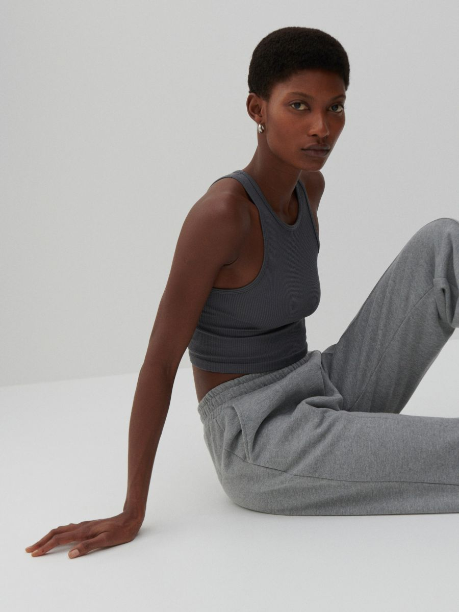 טופ main product photo