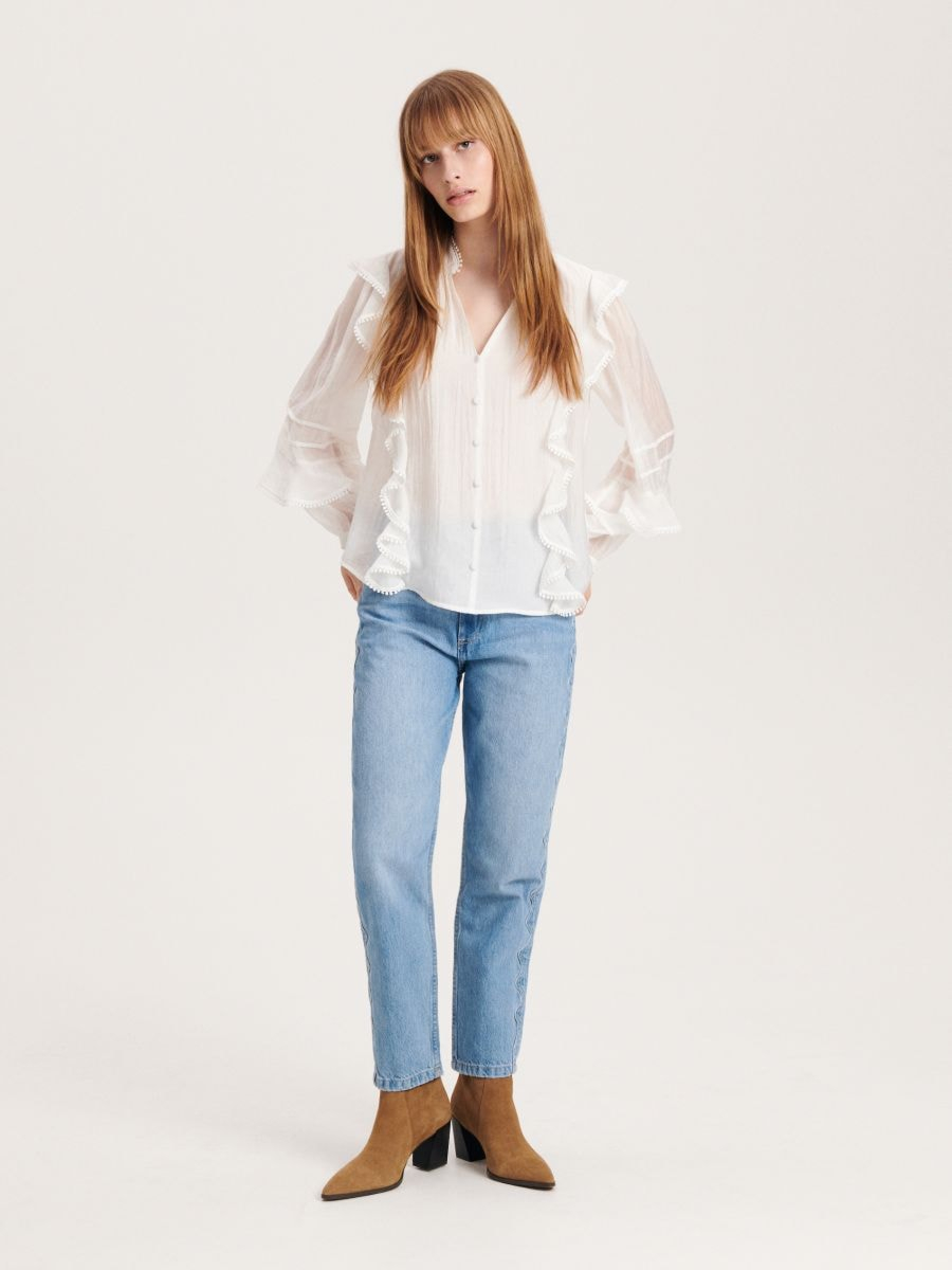 חולצה עם פפלום main product photo