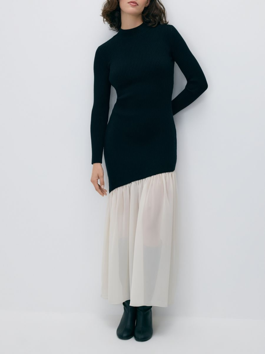 שמלה עם גימור משולב main product photo