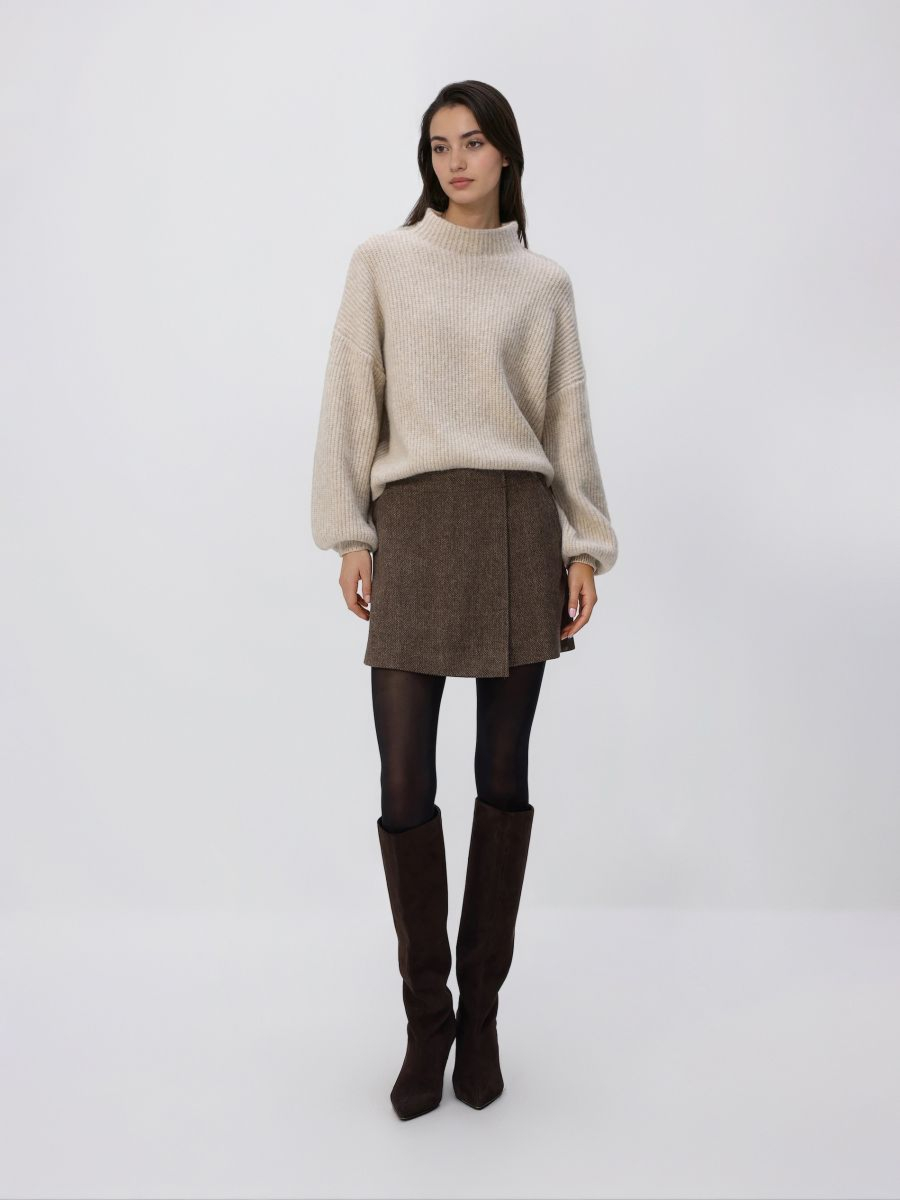 סוודר עם שרוולים נפוחים main product photo