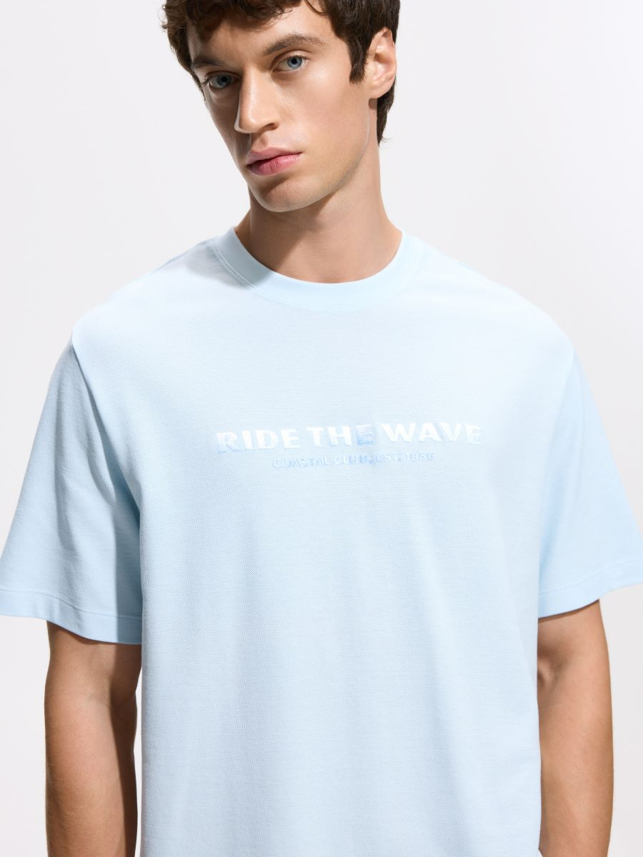 חולצת טי עם הדפס main product photo