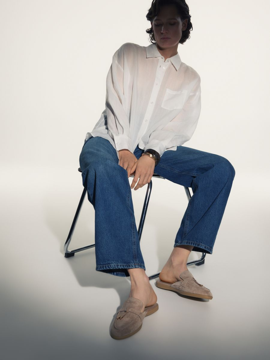 נעלי מול עור