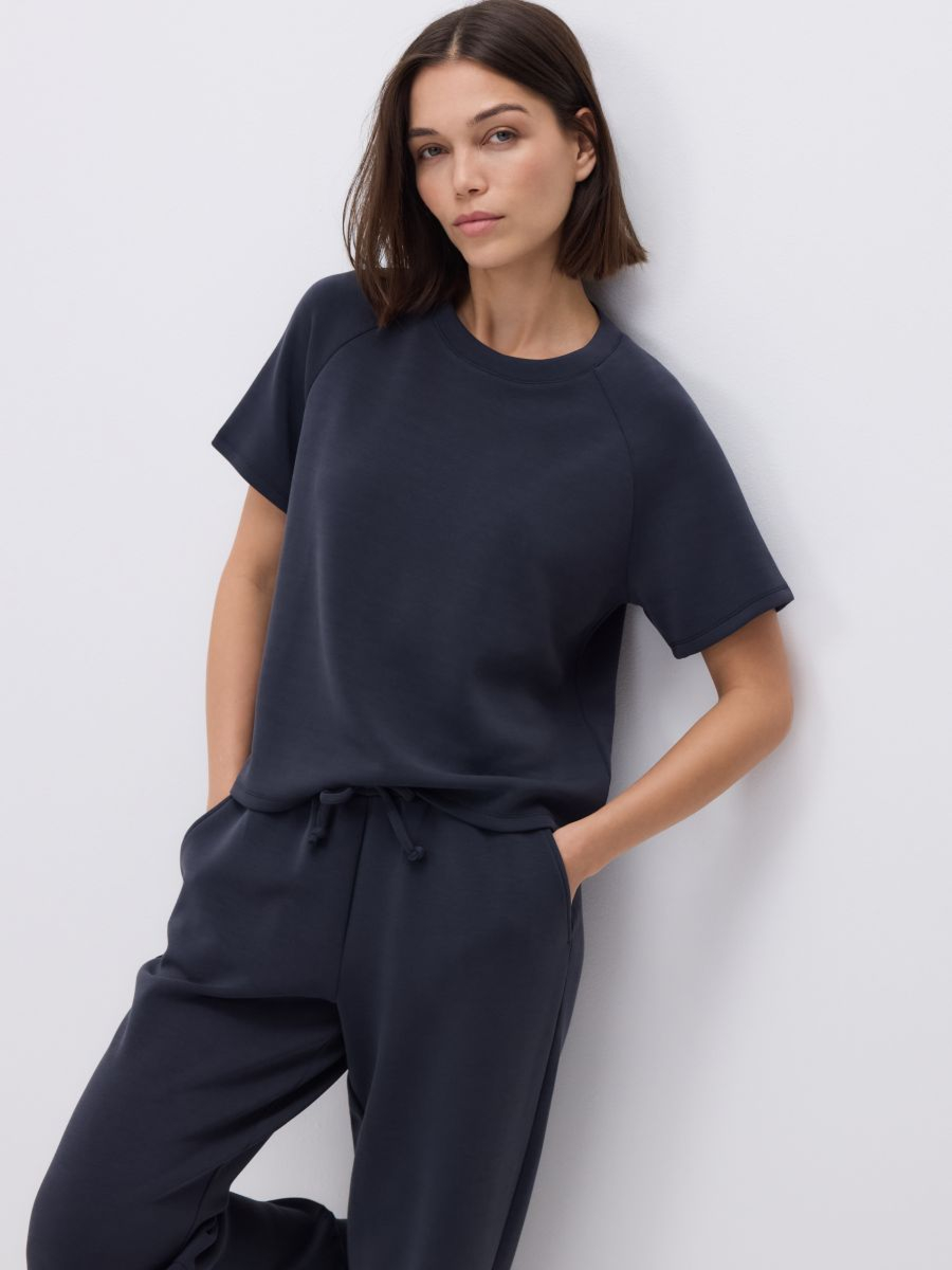 טי שירט רגלן מבד מודל main product photo