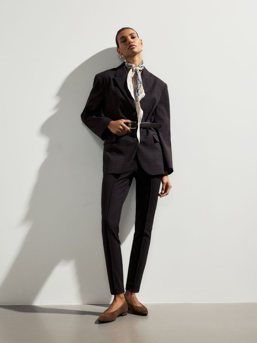 מכנסיים עם חגורה main product photo