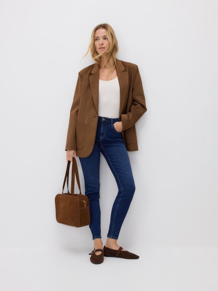 ג'ינס Skinny בגזרת מותן רגילה main product photo