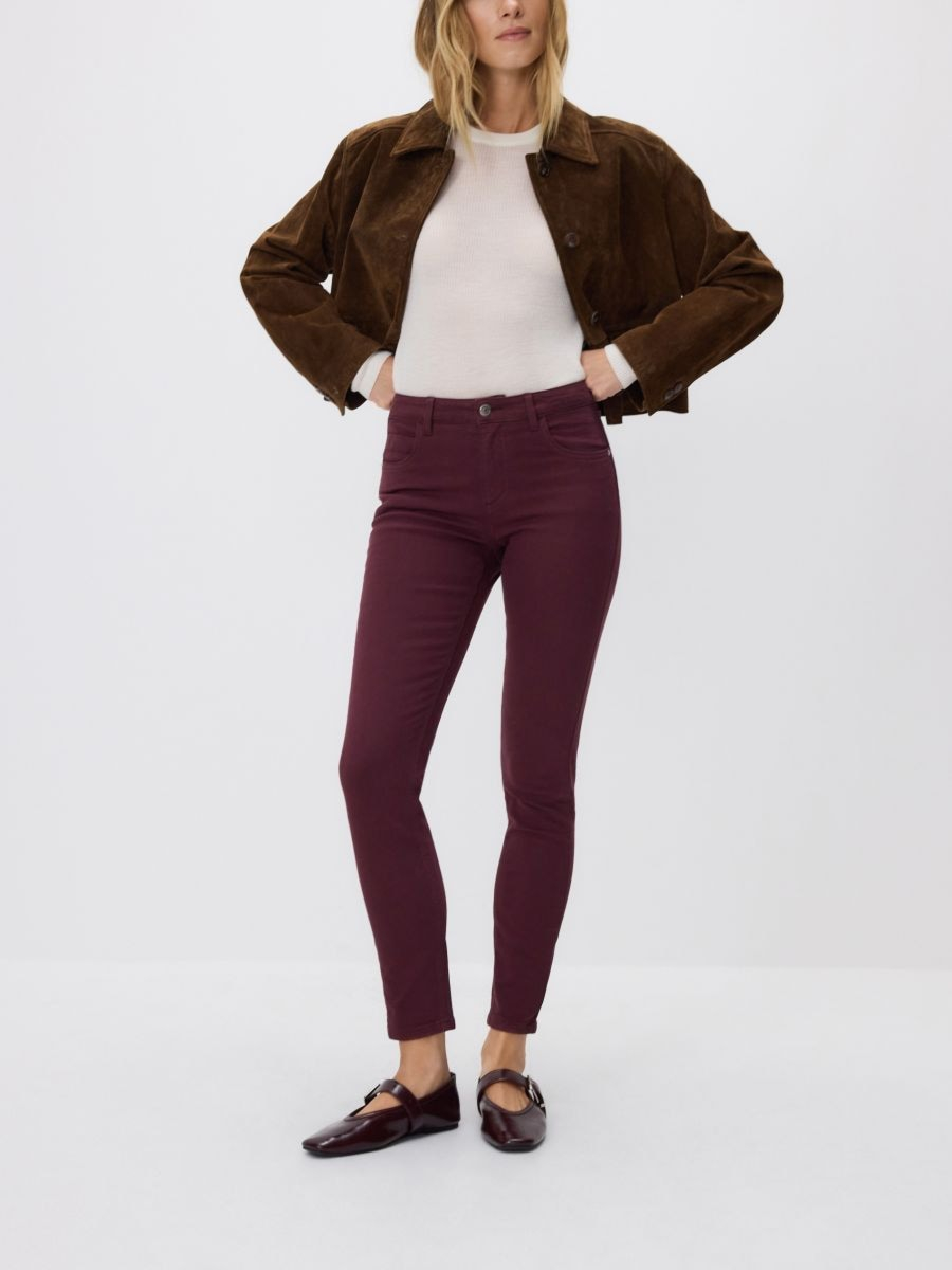 ג'ינס Skinny בגזרת מותן רגילה main product photo