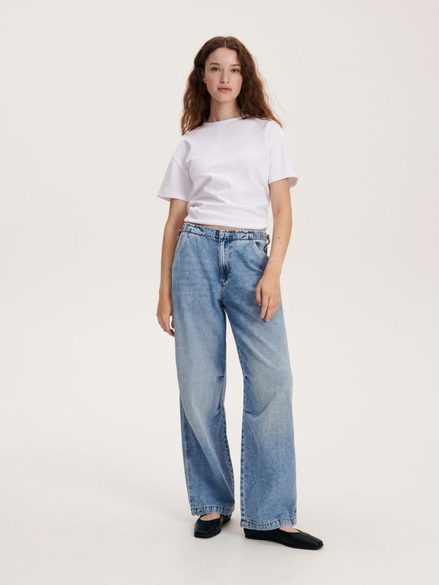 מכנסי ג'ינס מותן גובה בינוני