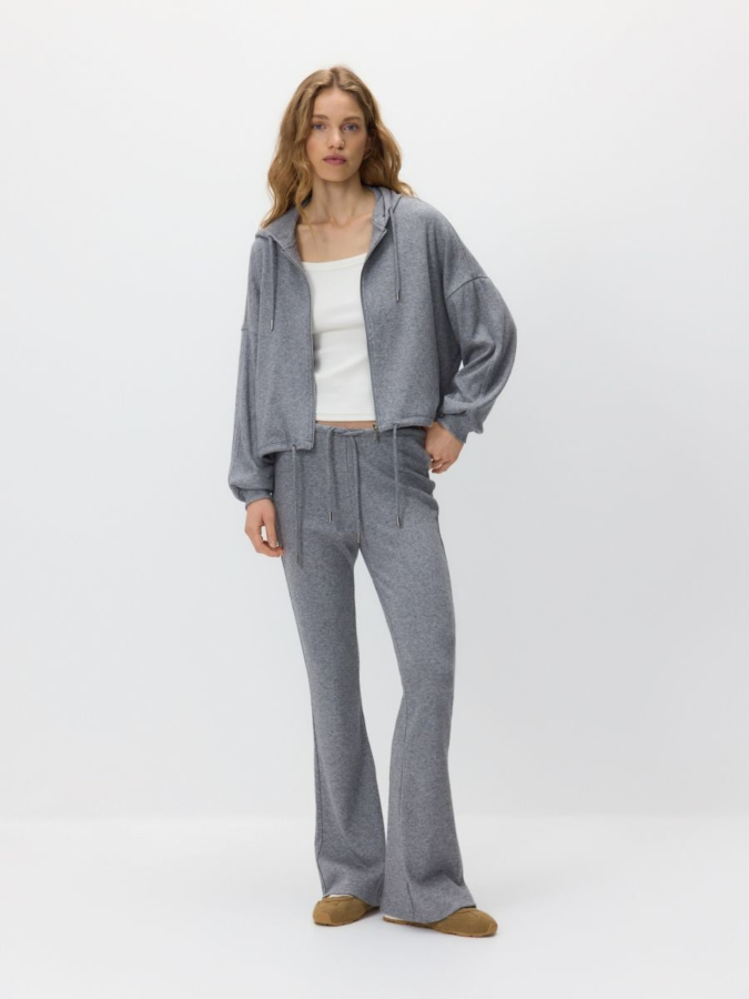 מכנסי סריג מתרחבים מבד משולב ויסקוזה