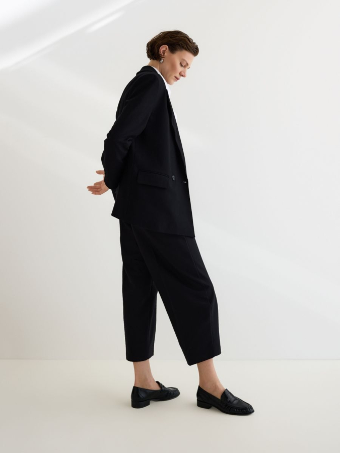 מכנס בגזרת Barrel