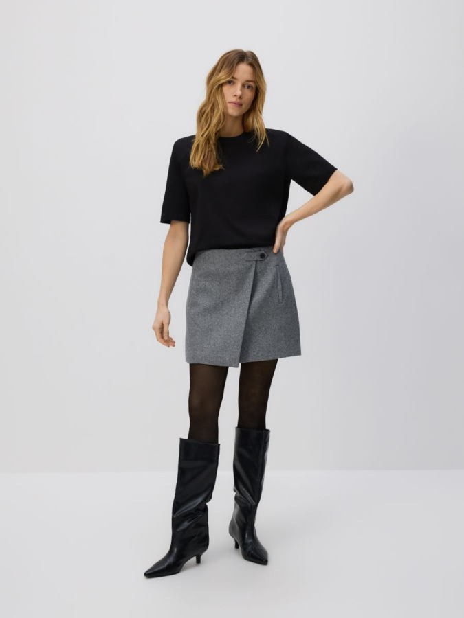 חצאית מיני מעטפת