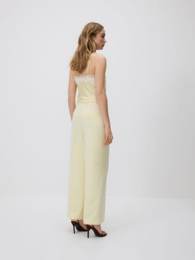 מכנס בגזרה ישרה