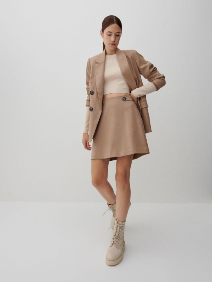 חצאית מיני חלקה