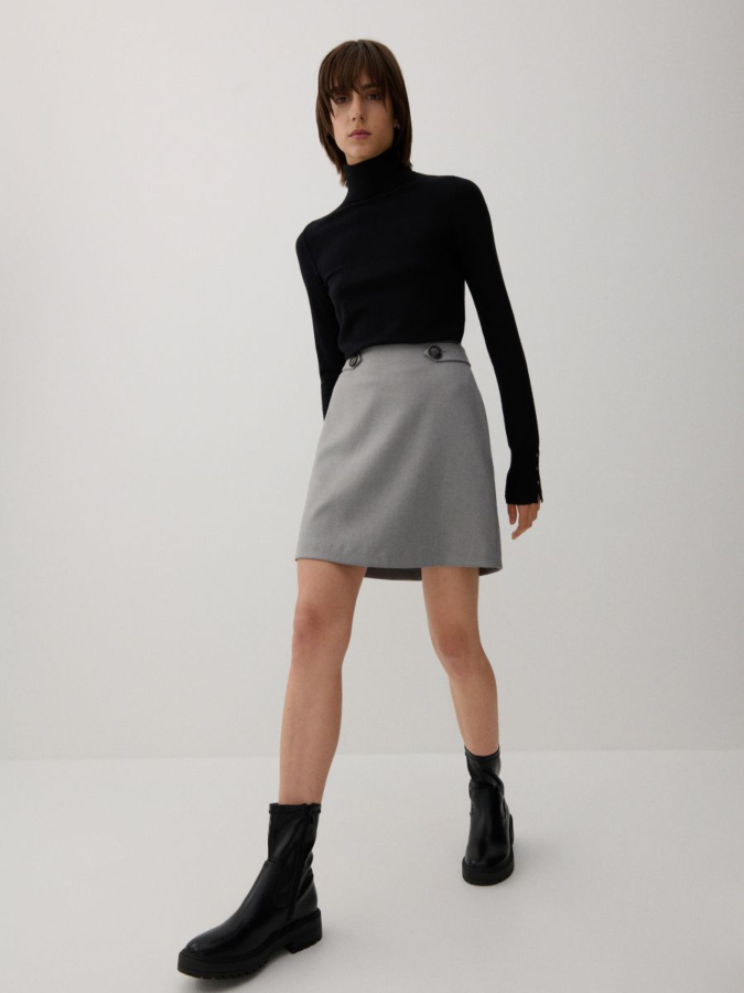 חצאית מיני חלקה