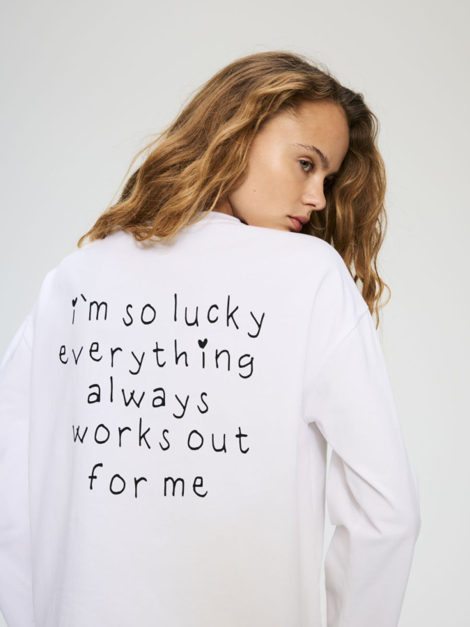 חולצה שרוולים ארוכים עם הדפס