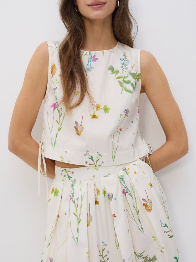 LADIES` TOP