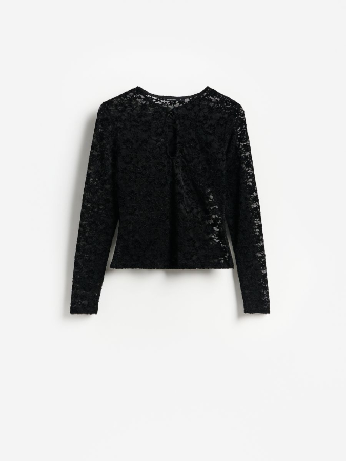 חולצת תחרה
