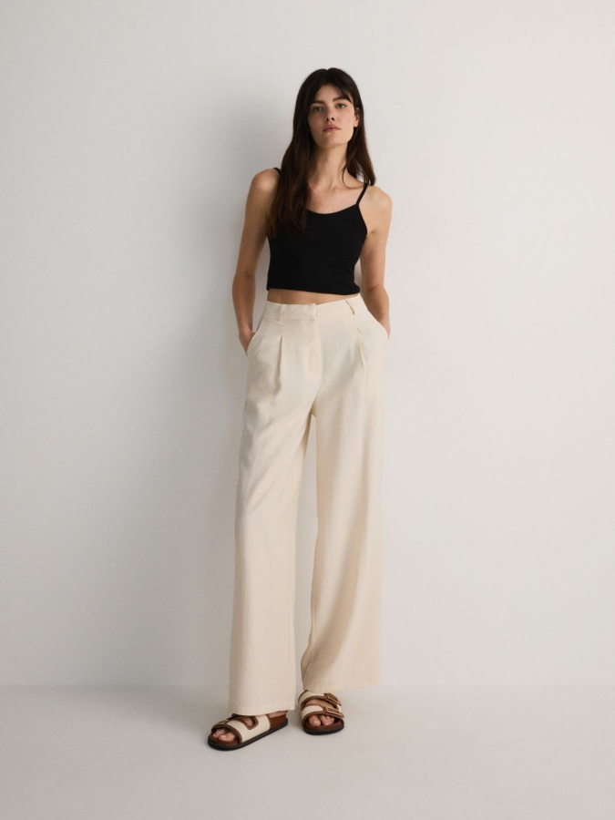 מכנסיים רחבים