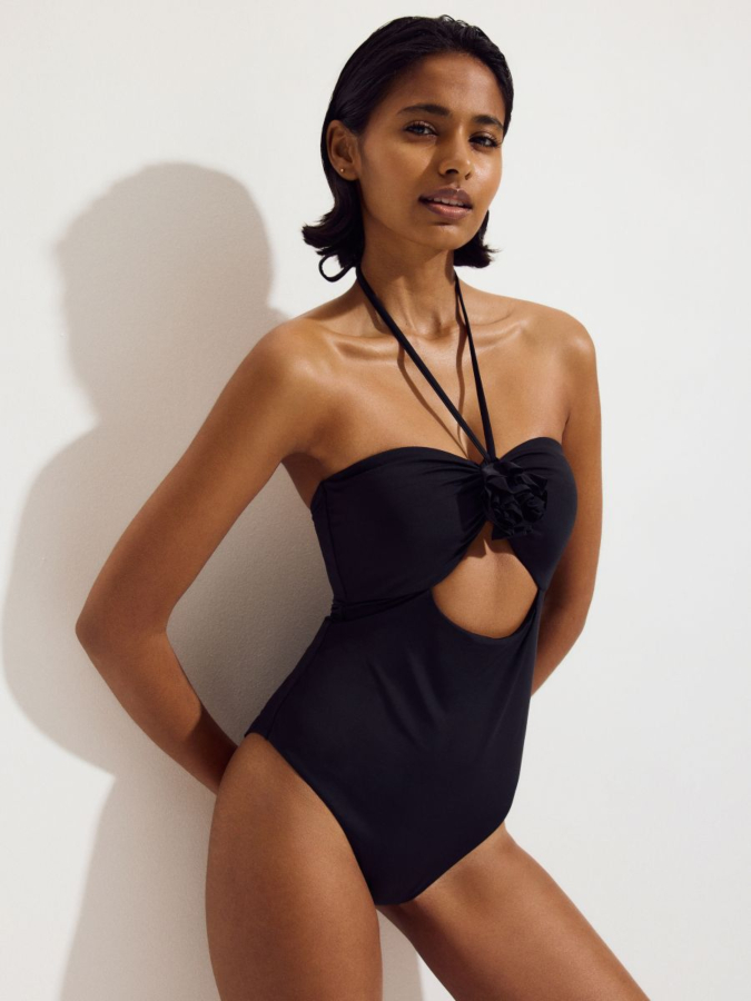 LADIES` BEACHWEAR SUIT