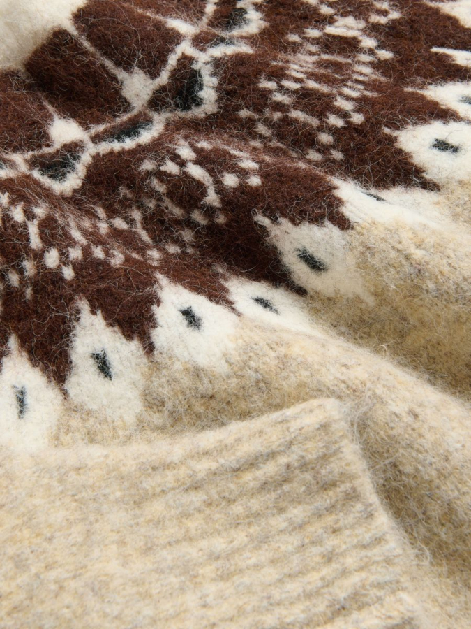 סוודר בתערובת צמר