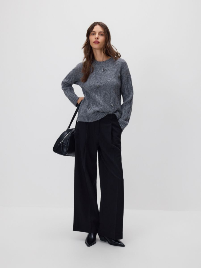 סריג צמות עם אבנים