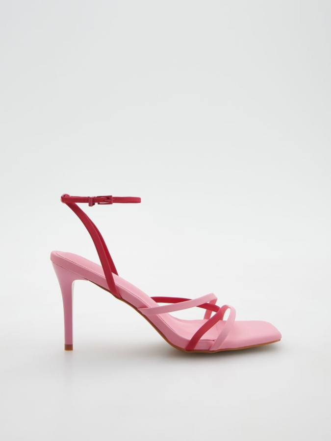 LADIES` SANDALS