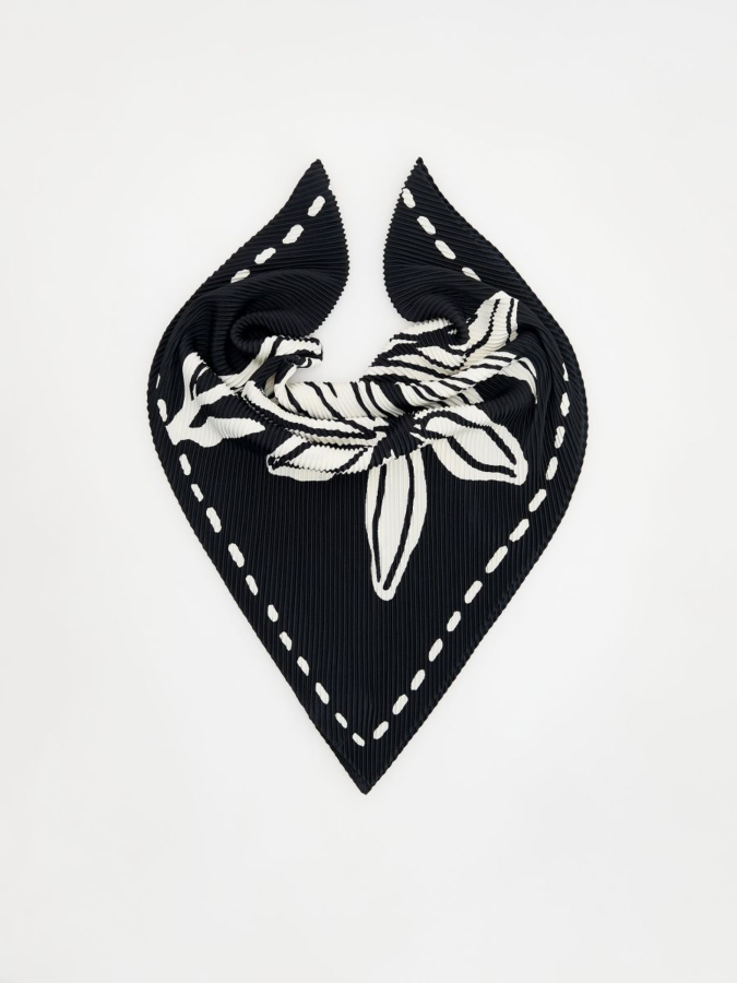 צעיף מקופל בהדפס