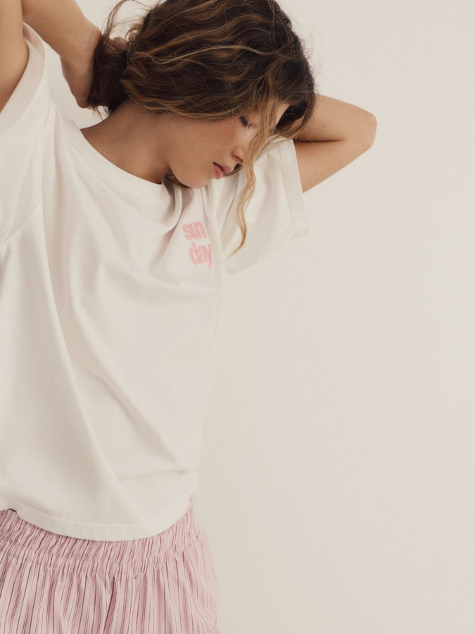 סט פיג'מה שני חלקים עם חולצה קצרה