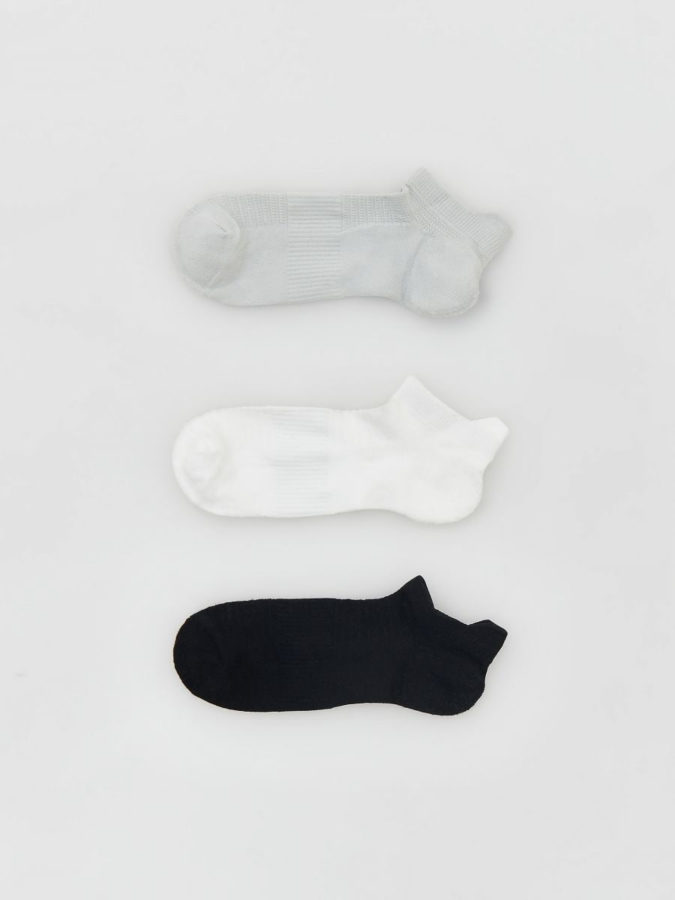 LADIES` SOCKS