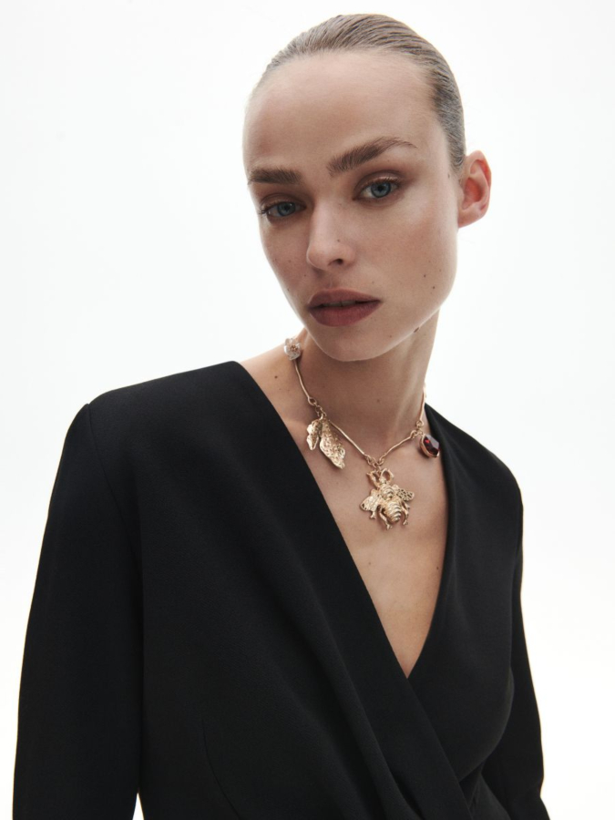 שמלה בגזרת בלייזר מעטפת