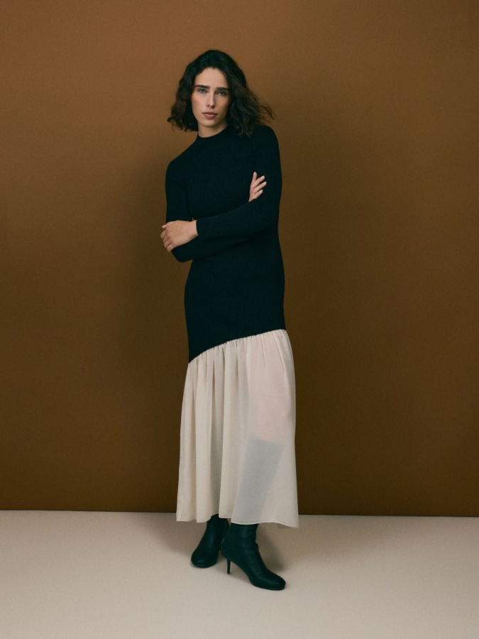 שמלה עם גימור משולב