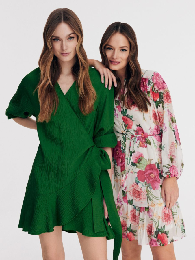 LADIES` DRESS