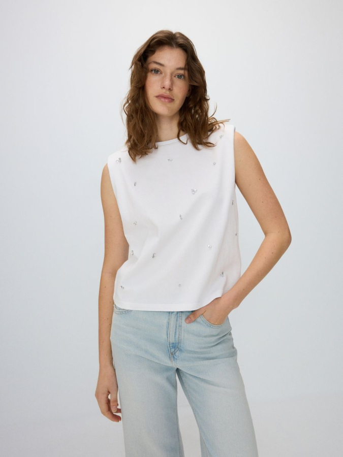 חולצה קצרה עם דיטיילס