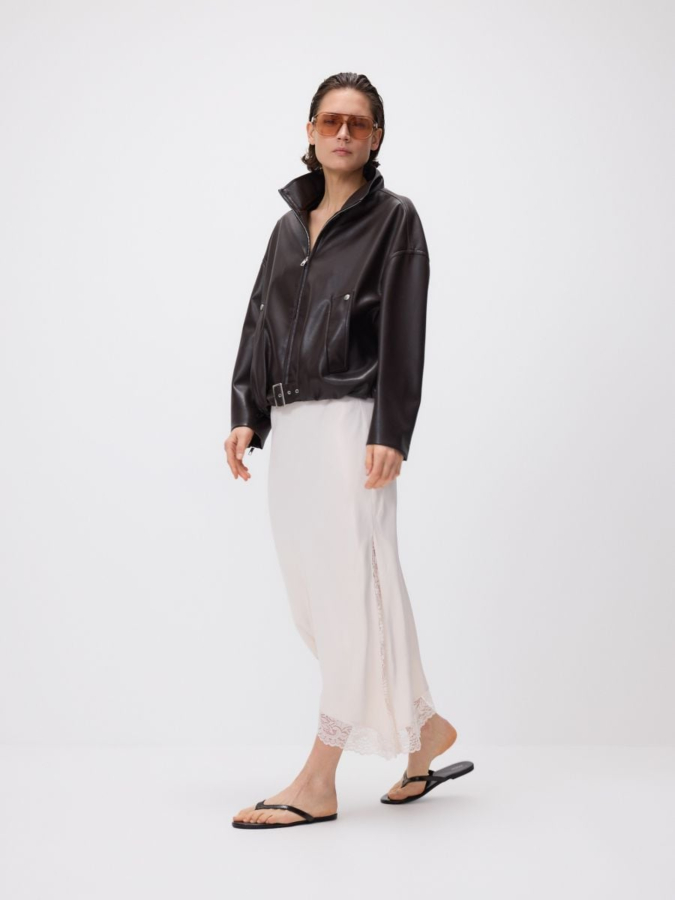 חצאית א סימטרית תחרה