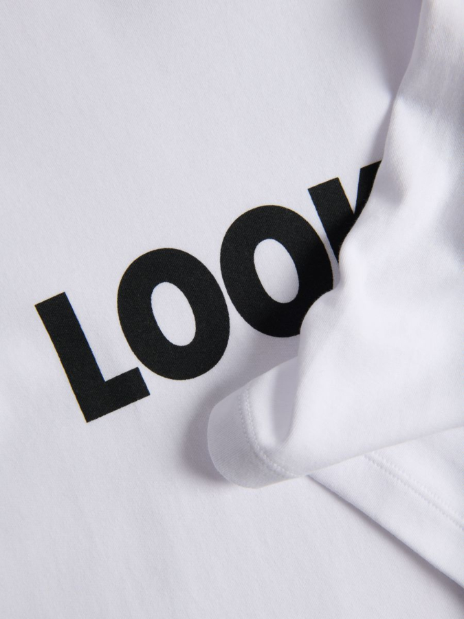 טי-שירט עם הדפס