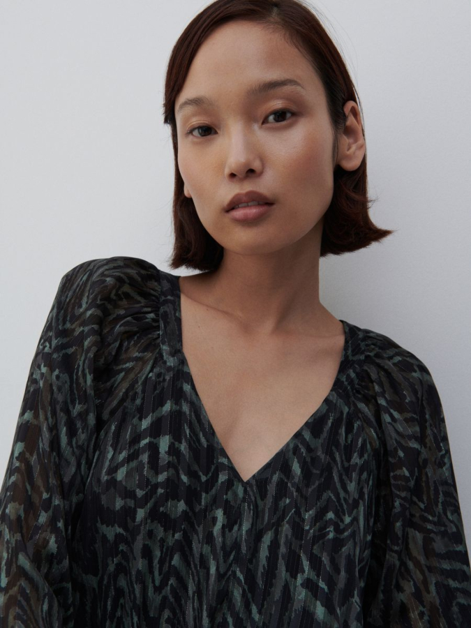 שמלת נשים עם חגורה