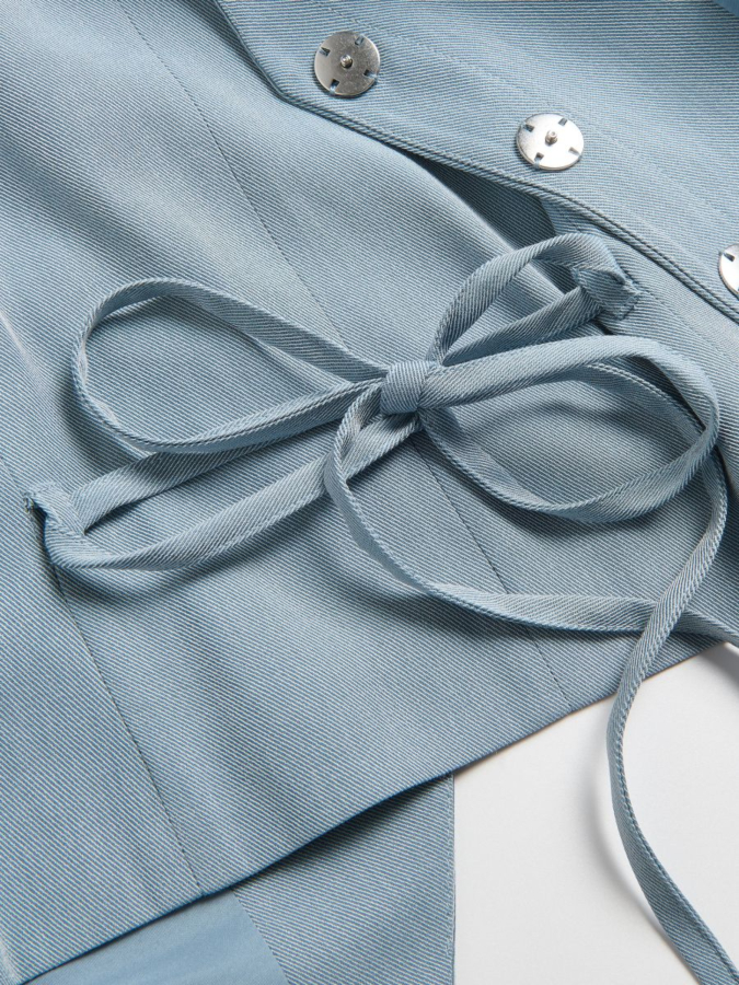 וסט מחויט עם קשירה