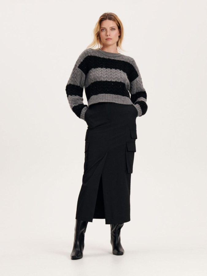 חצאית עם כיסי דגמח