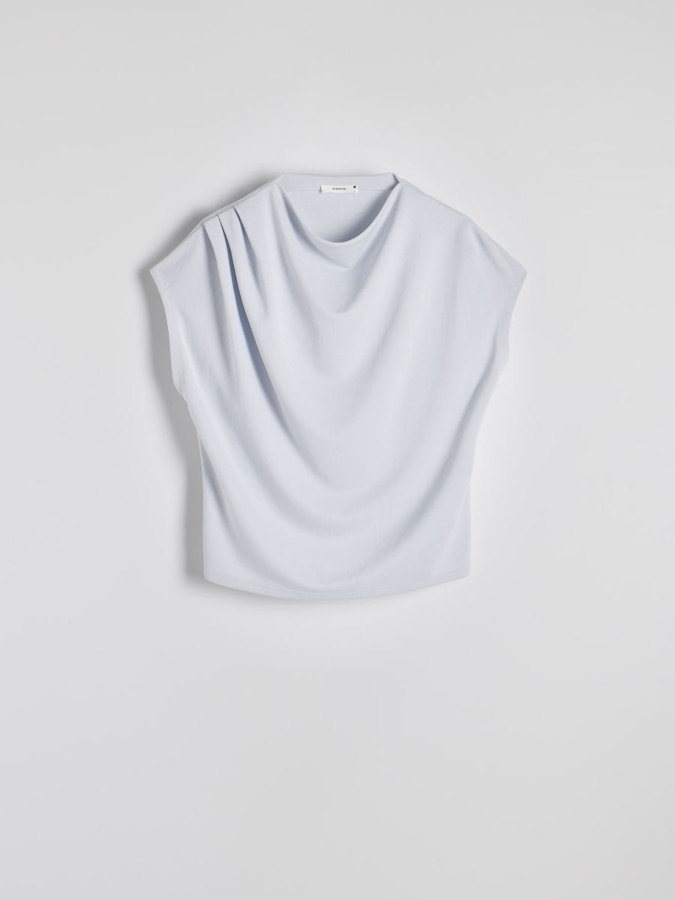 חולצת ויסקוזה נשפכת