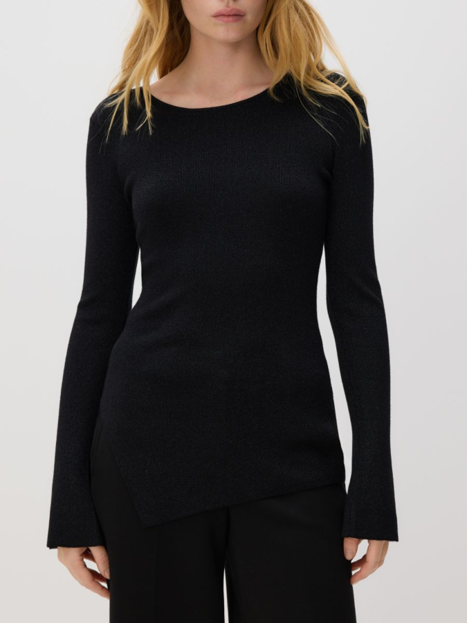 סריג עם מכפלת א-סימטרית