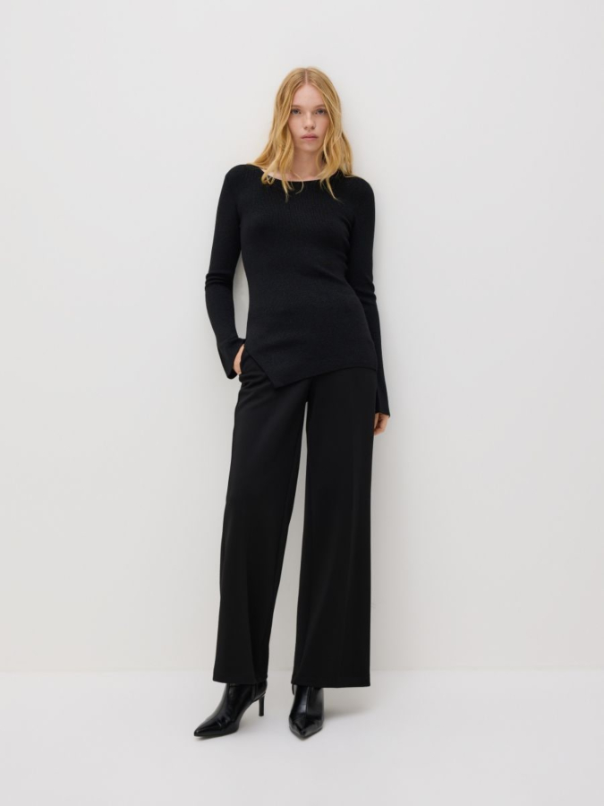 סריג עם מכפלת א-סימטרית