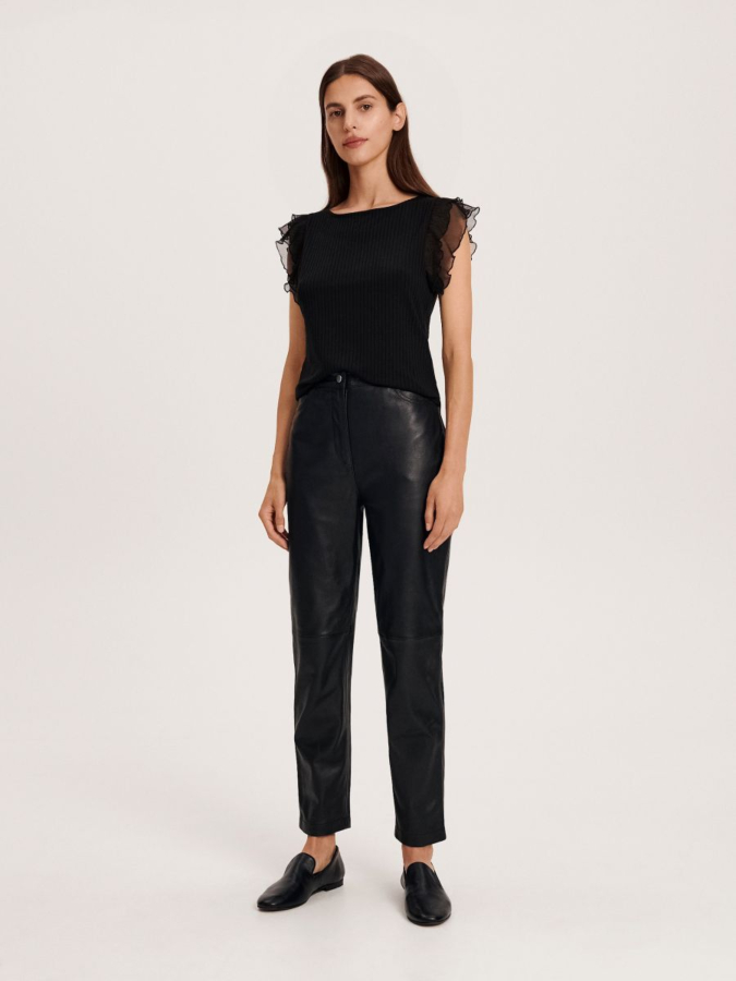 חולצה קצרה עם שרוולי מלמלה