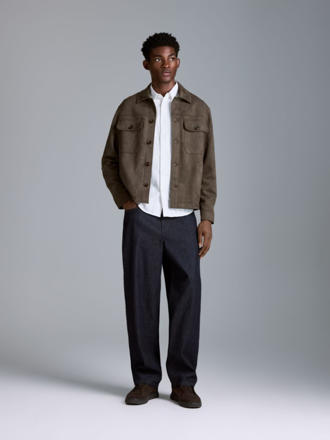 חולצת Slim Fit עשירה בכותנה