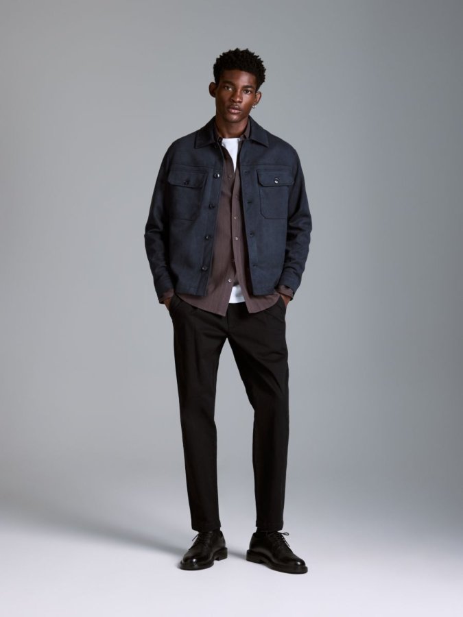 חולצת Slim Fit עשירה בכותנה