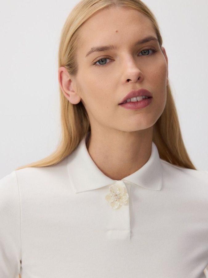 חולצה קצרה עם צווארון