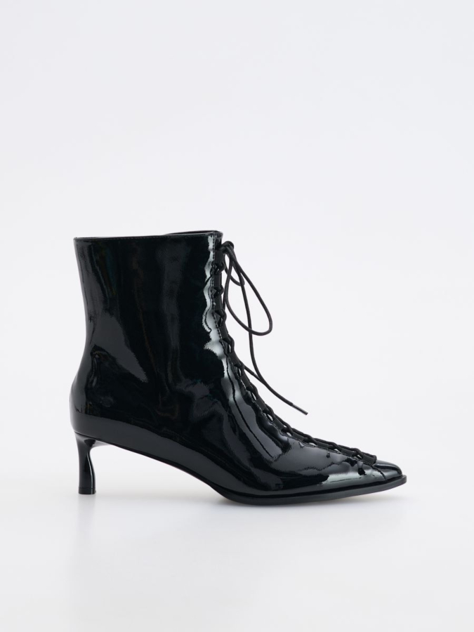 מגפי קרסול עם פפיון קישוטי