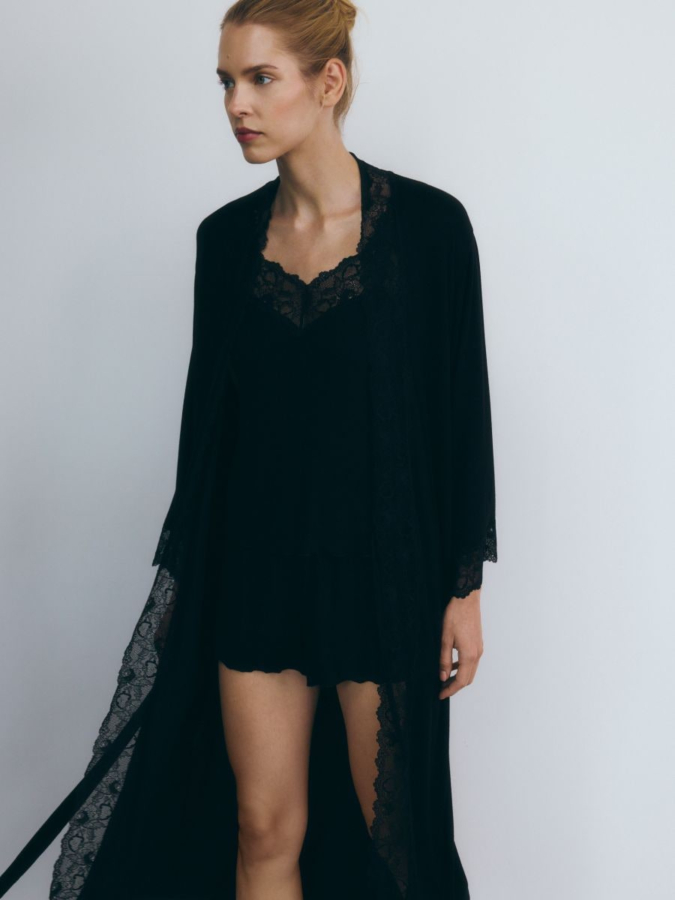 LADIES` DRESSING GOWN