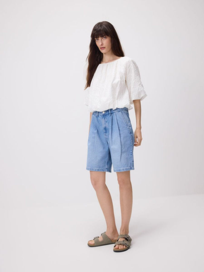 טופ עם רקמה