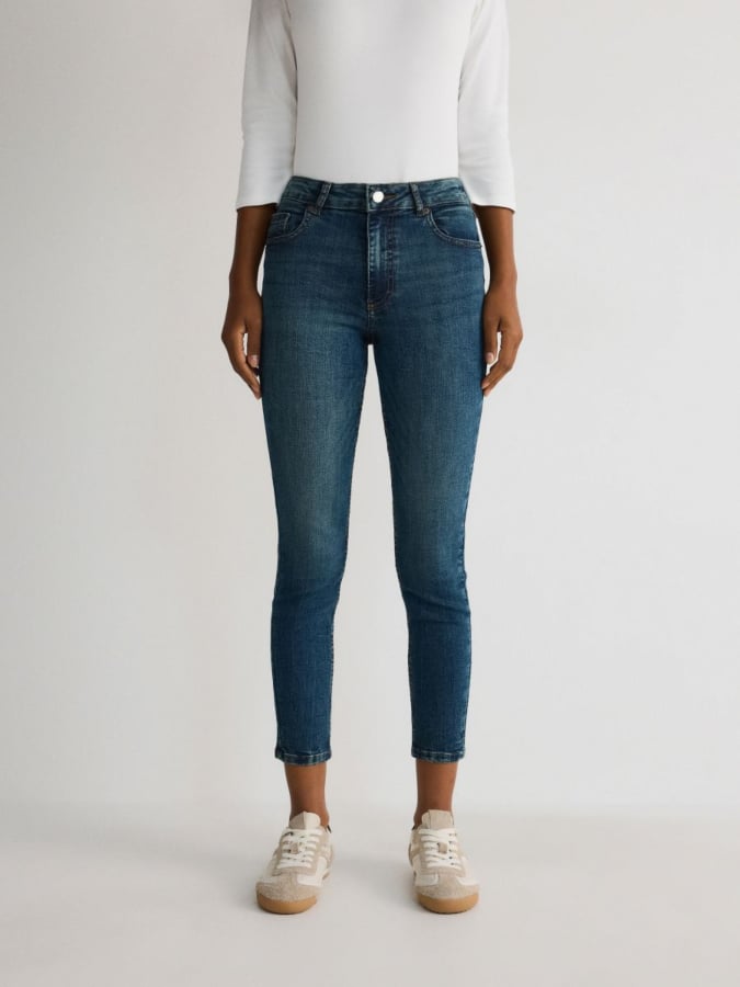 מכנסי ג'ינס מחטב