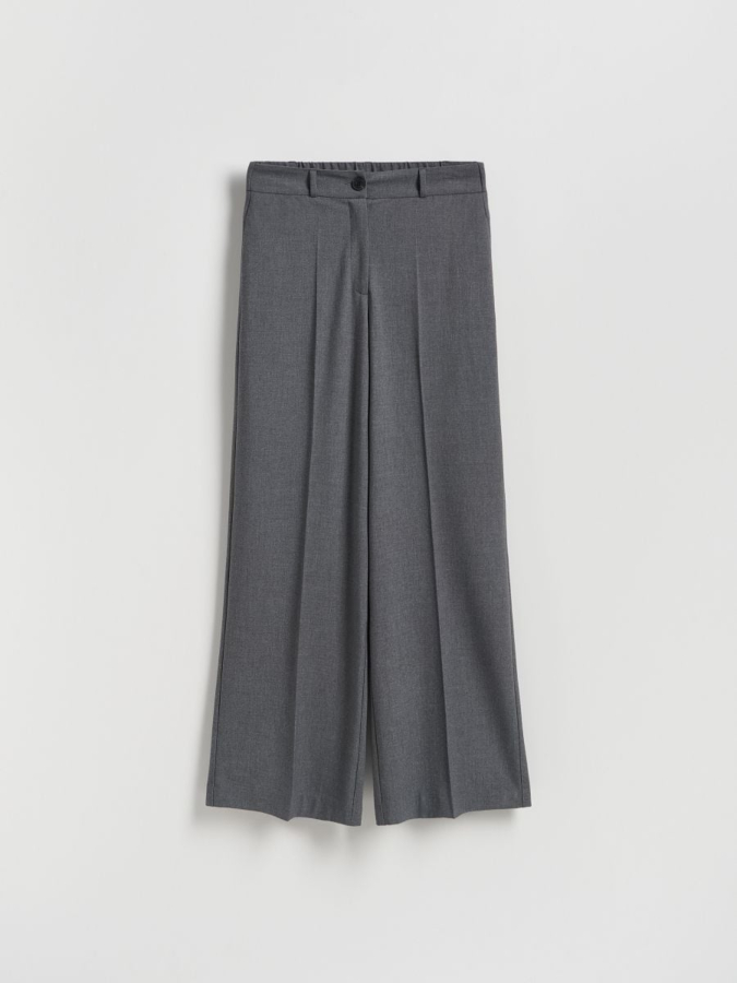 מכנסיים רחבים