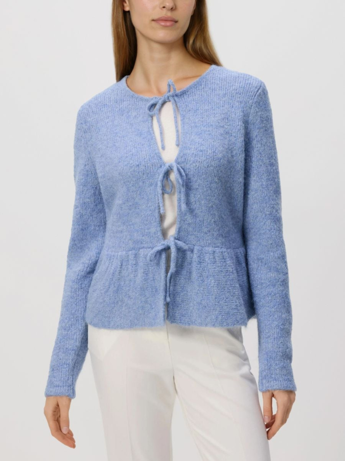 קרדיגן עם קשירה